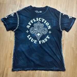 Affliction Men's Navy and White Graphic Tee